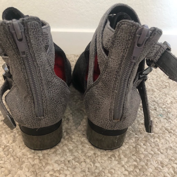 Jeffrey Campbell Everly Ankle Boot - Picture 4 of 5